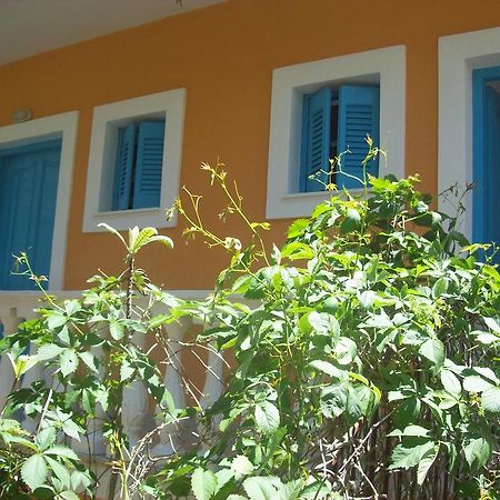 Villa Vania Gardenos فيتالاذيس المظهر الخارجي الصورة