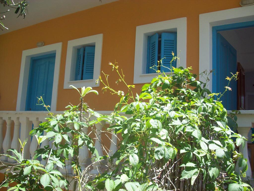 Villa Vania Gardenos فيتالاذيس المظهر الخارجي الصورة